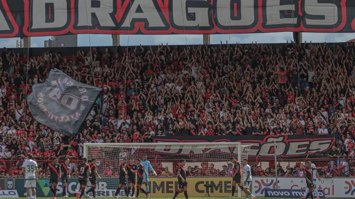 Atlético-GO e Goiás disputam primeiro jogo da final do Goianão 2026 no Accioly